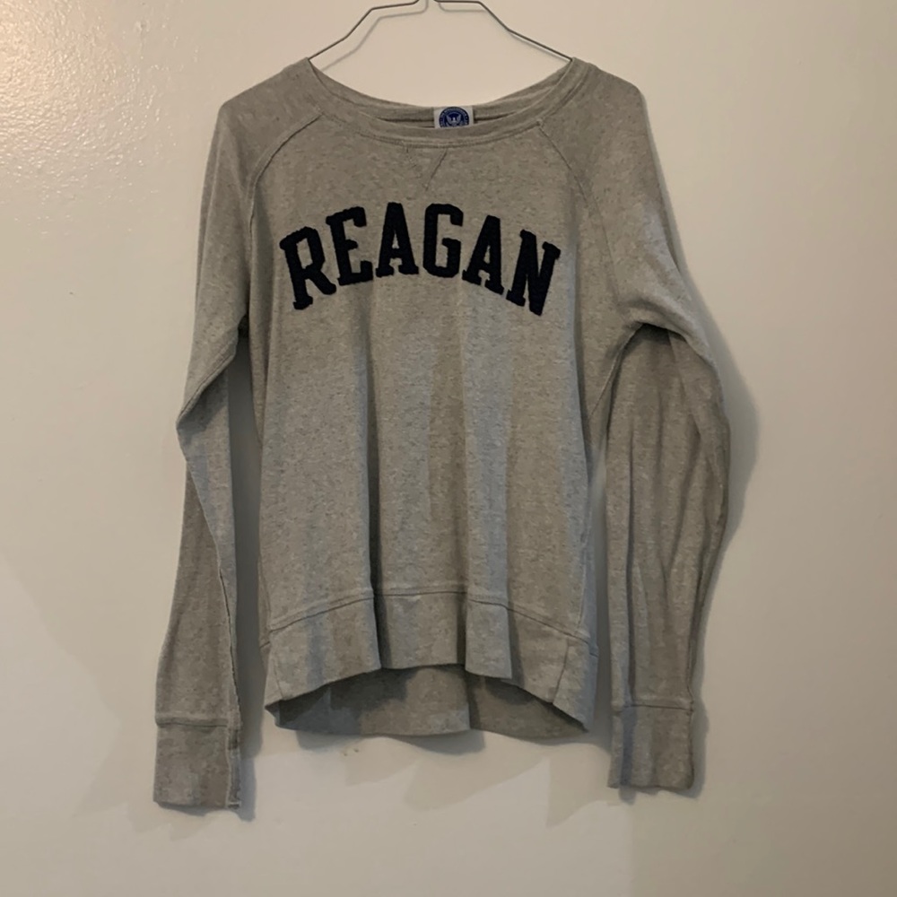 Reagan presidential sweatshirt women’s medium gray 100% cotton